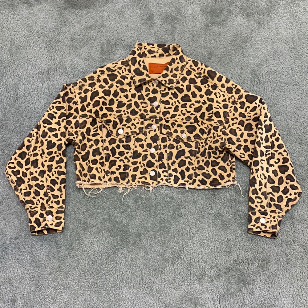 Signature 8 Cropped leopard print Denim Jacket S/M